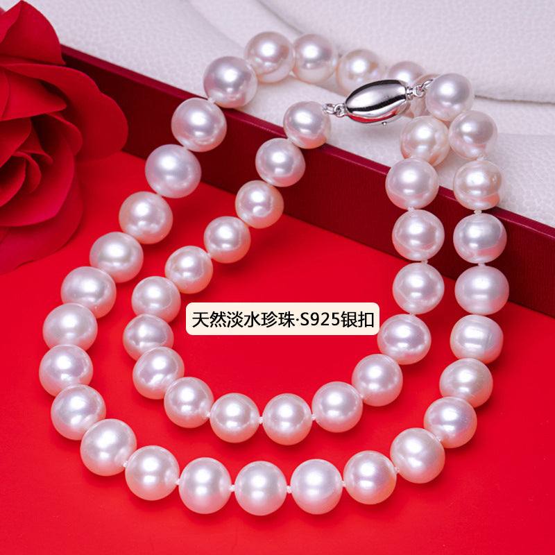 Zhuji natural light pearl necklace female collarbone chain niche design choker to send mom Mother's Day